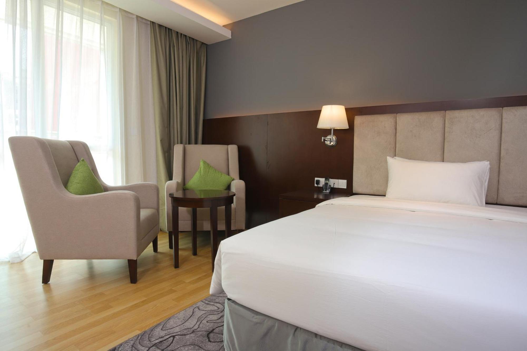 Olympia City Hotel By Dara Phnom Penh Exterior photo